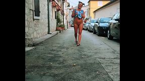 I walk around the city without panties and show my pussy to people