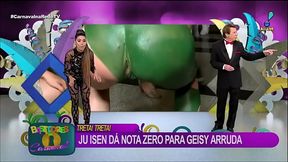 Cu verde Ju Isen mostra demais enquanto faz agachamento ao vivo na RedeTV