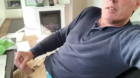 Jerking off and cumming on my jeans. Intense orgasm