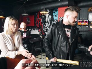 HUNT4K. Eat my vagina instead of strawberry cheesecake