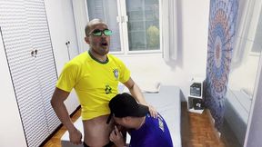 os putos brasileiros se encontraram e colocaram fogo no parquinho com muito sexo e leitadas no rabo