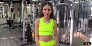 Trainer Offers New Exercises and Fucks Katty Right in the Gym