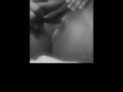 Mastrubating till squiting.