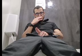 Pubblic Toilet Solo Guy Masturbation