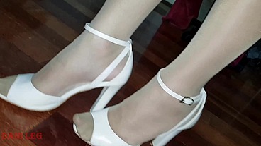 Dani_Leg Curvy Legs in Sexy Tan Pantyhose and High Heels