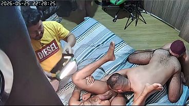 Bastidores de uma grava&ccedil_&atilde_o de porn&ocirc_ amador Brasileiro.