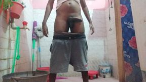 Tamil10inches BBC Urgent Piss Session