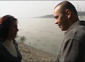 Housewife Gives Blowjob in the Great Outdoors