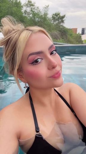 Latina babe flaunts her big boobs