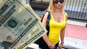 ”Charming Blondie Gets misleaded on the Bus”