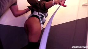 lala milano dans un filme porno de jacquie et michel  le gang-bang   petit ...