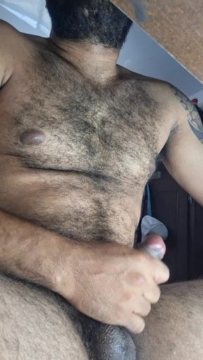 Hairy Giant Man Big Cumshow
