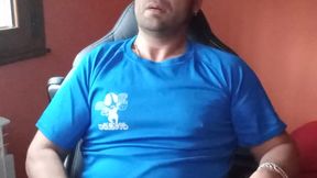 Spanish amateur gets off on big dick and cigarette