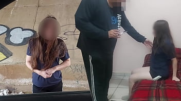 Jovencita pepenadora es follada por ayuda econ&oacute_mica #1