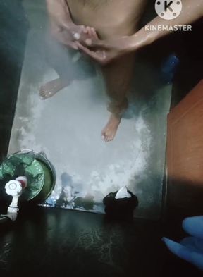 Bathroom Me Masti Time
