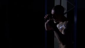 petage de fion d une lope dans les vestiaires - fighters - scene 1 - gaysight.com