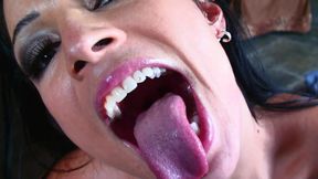 White willing pussy gets pushed all the way up her ass