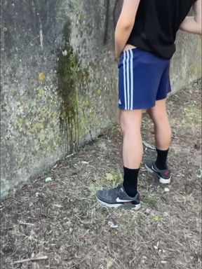 Compilation of Amateur Boys Pissing in the Street