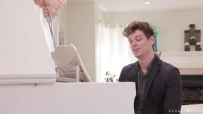 Crystal Thayer In Shes A Ten