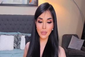Beautifull shemale Smoke With cam