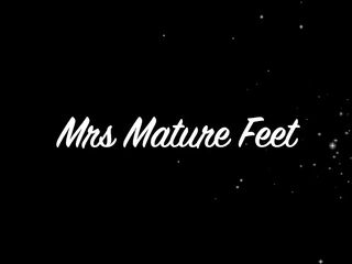 Mrs Aged Feet showing off her large older bazookas for all her Boob fans 417