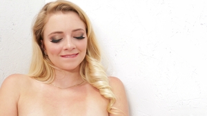 Gloryhole: Riley's Dirty Adventures Begin