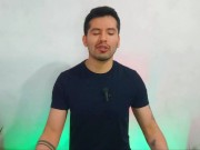 El camionero maduro de la central de abastos follandose y dandole el culo al jovencito lava coches!