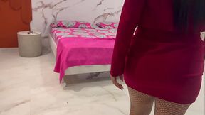PERRITA NALGONA DE OFICINA MONTA LA VERGA DE SU CU&Ntilde_ADO DESPUES DEL TRABAJO