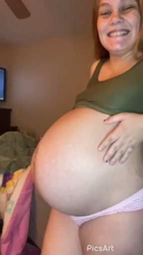 9 months pregnant belly talk