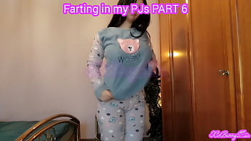 Romanian brunette's big booty gags on POV farts
