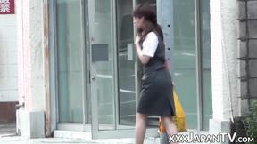 ”Japanese babes being sharked by brazen voyeurs”