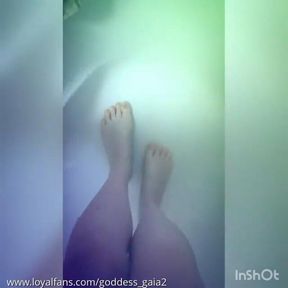 Shower Dance