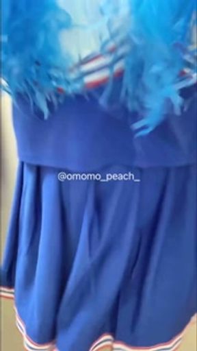 【おもらしチアガール】#cheerleader #omorashi #peeaccident #desperation Wet