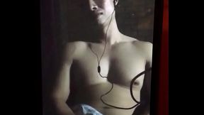 Anh trai say rượu khoe h&agrave_ng