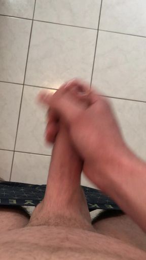 White bro big cumshot in the shower