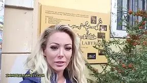 Isabelle Deltore And Porno Dan - My Aussie Stepmom Squirts And Gets A Cumshot From My Favorite Teacher