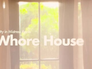 Goddess Mistresse April - Mastix April's Bitch Abode