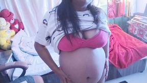 Hot aunty desi village girl show her body with cloth over sexy excitement.