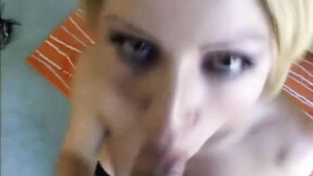 Horny blonde blowing meat