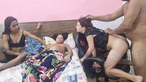 gravida observa marido fodendo cu das amigas.