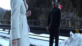 M933G06 A mature woman who kindly responds to picking up black men  - An amateur mature woman who ascends to heaven with a huge black mara at an inn as it is!