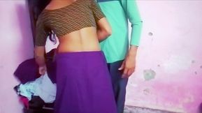 Desi bhabhi made her husband happy by wearing a purple sari