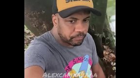 Socando ferro na obra