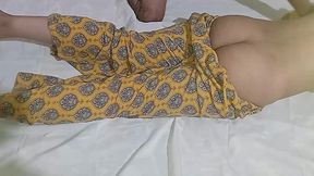 stepsister & big stepbrother hardcore indian sex soteli bahan ko ghodi bna liya sardi me full hindi audio full hd