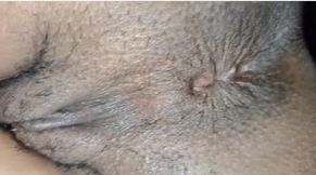 Indian girl small pussy licking and showed her pussy on the bed on her boyfriend