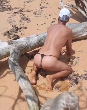 Ladysilva Showing off in Sexy Panties on the Beach