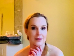 home made amateur blonde Masturbating