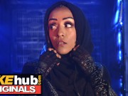 Space Taxi Fit Ebony babe with big tits fucked before creampie