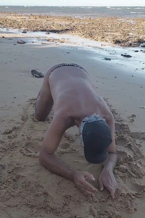 Ladysilva Crossdress Showing off on the Beach in Bikini