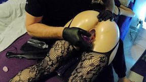 giovane ragazza prova due dildo dvp lola spice